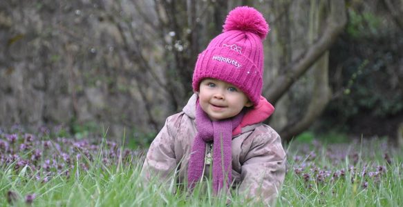 Pour quelles raisons et comment nettoyer le nez de bébé ?